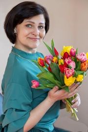 Евгения Александровна Орачевская,
директор, дефектолог, олигофренопедагог, логопед, в команде с 2007 г.